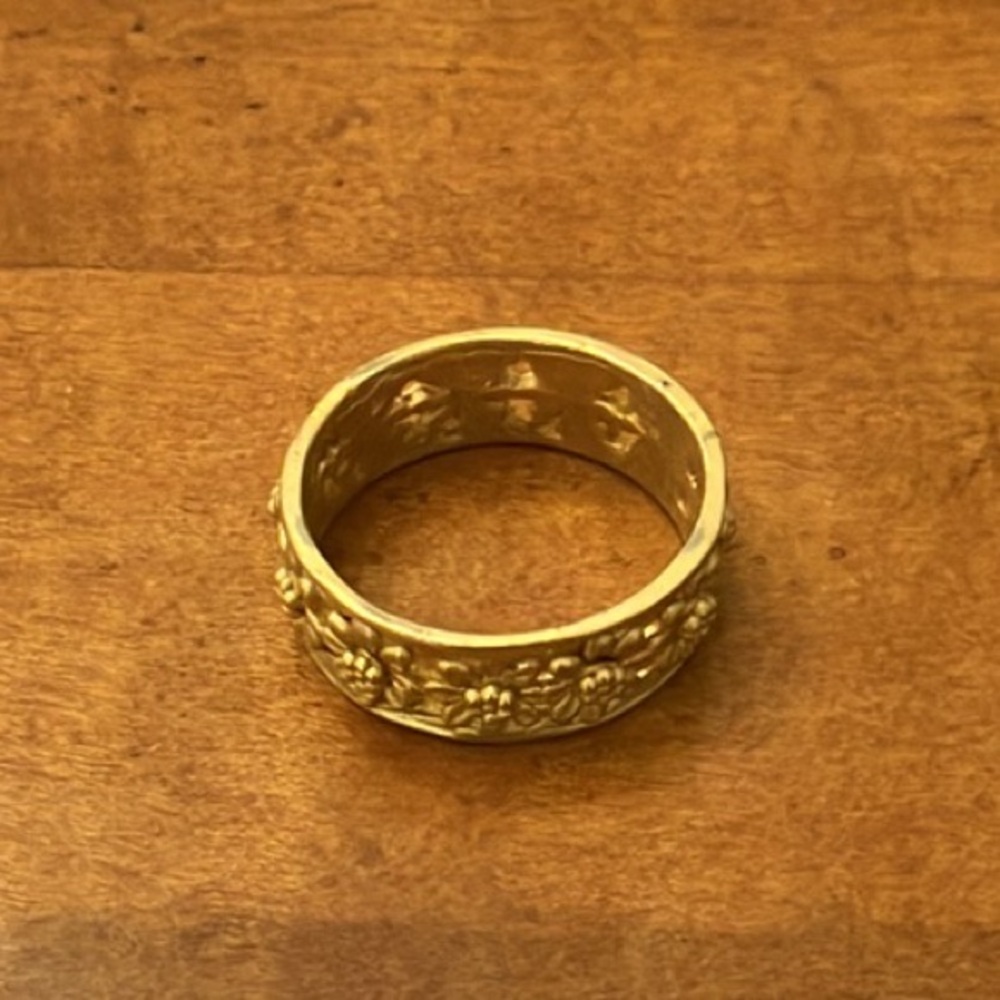 Enamel Egg Trinket Box Holder Ring